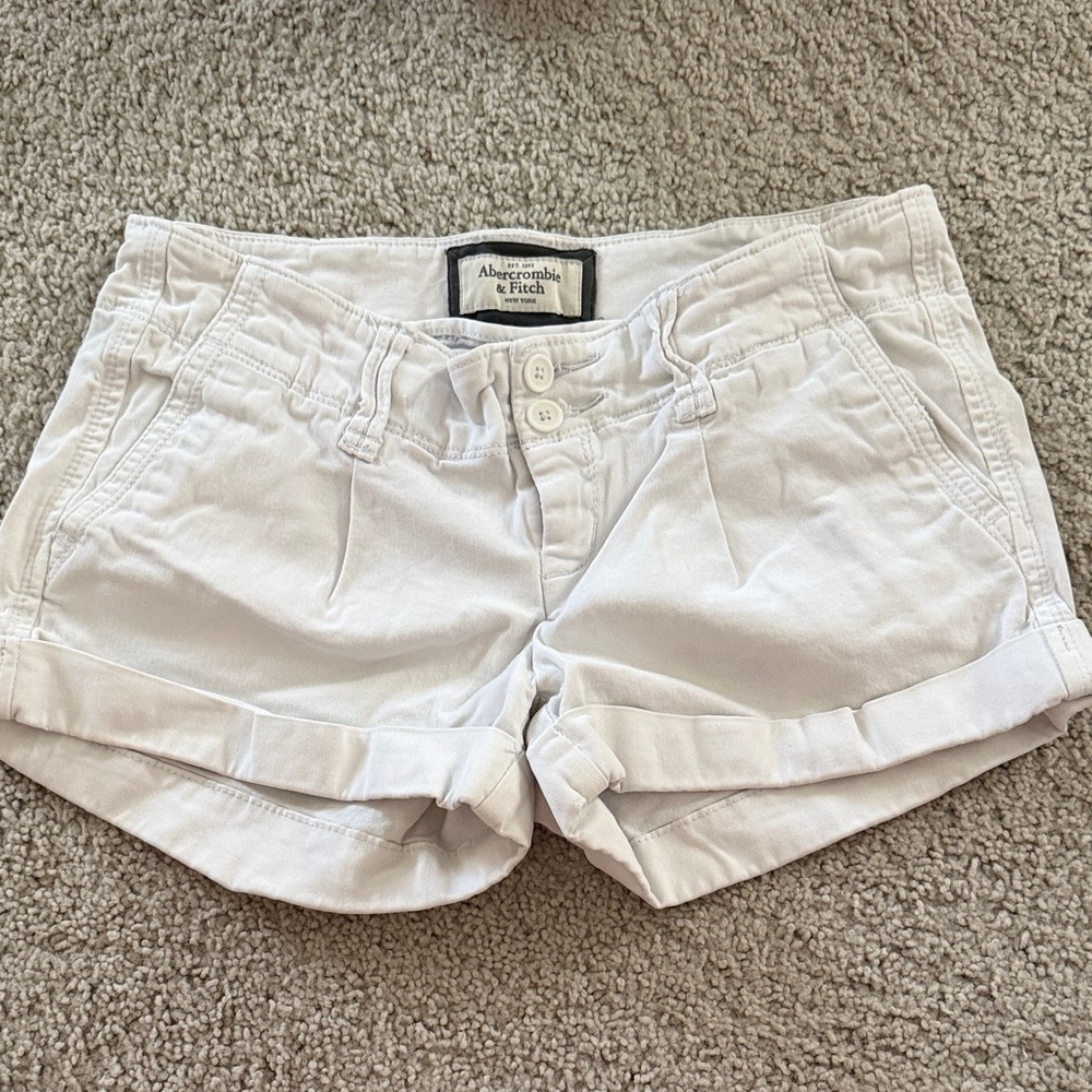 Abercrombie & Fitch Women's Crisp White Cargo Shorts